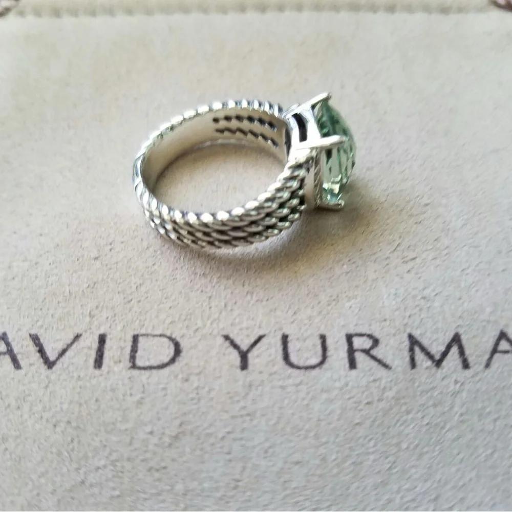 David Yurman Silver Cable Ring with Light Green Cushion Gem - Picture 4 of 5